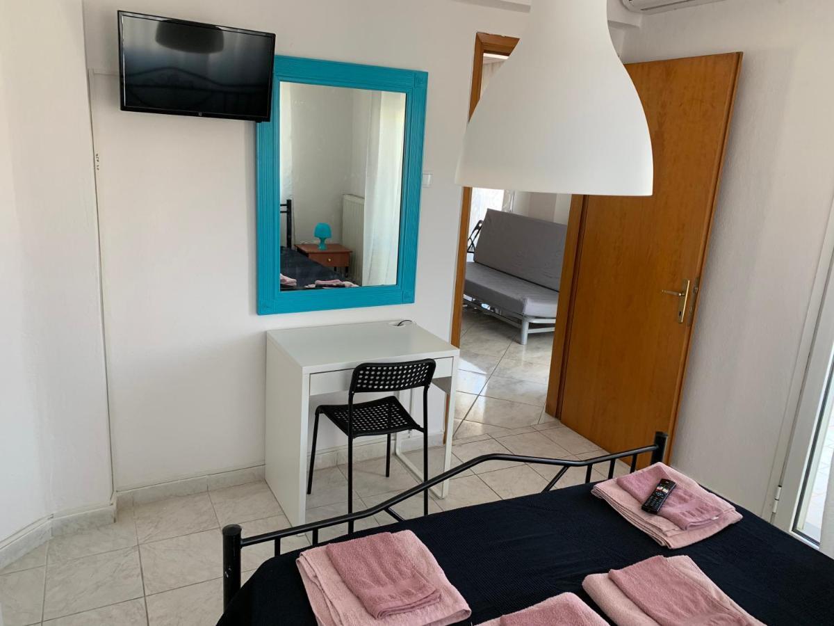 Apartment 30M From The Sea Thessaloniki Exterior photo